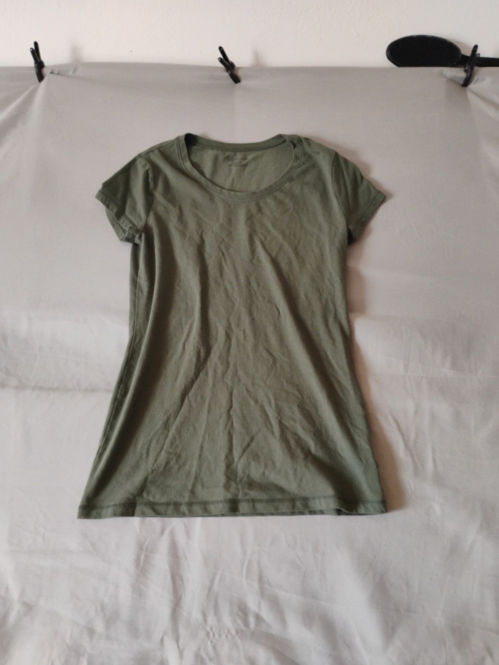 No Boundaries Olive Green Short Sleeve Tee